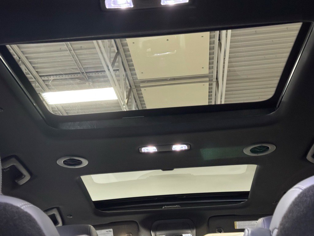 Used 2023 Buick Enclave Premium w/ Experience Buick Package image 14