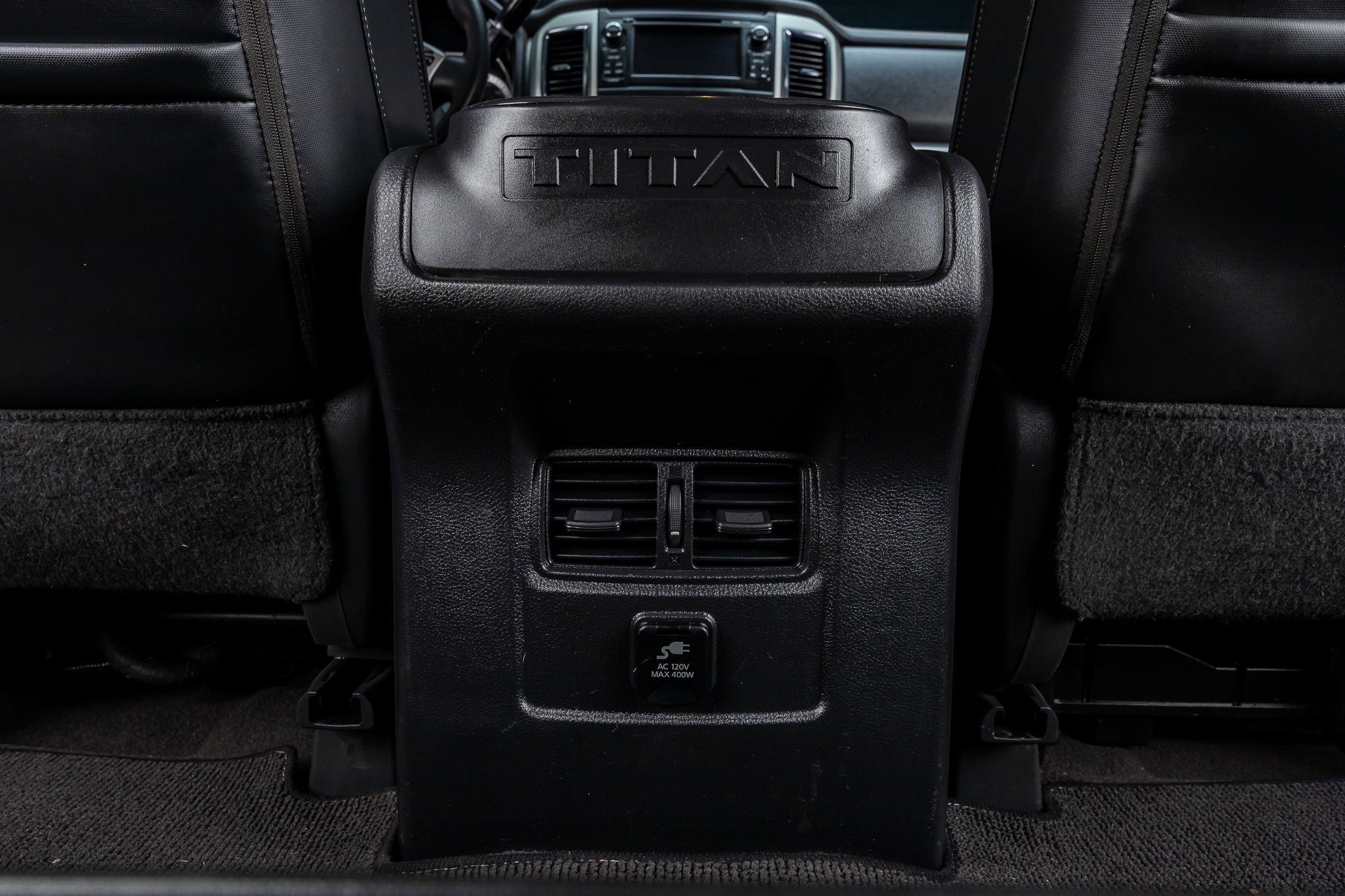 Used 2017 Nissan Titan PRO-4X image 32