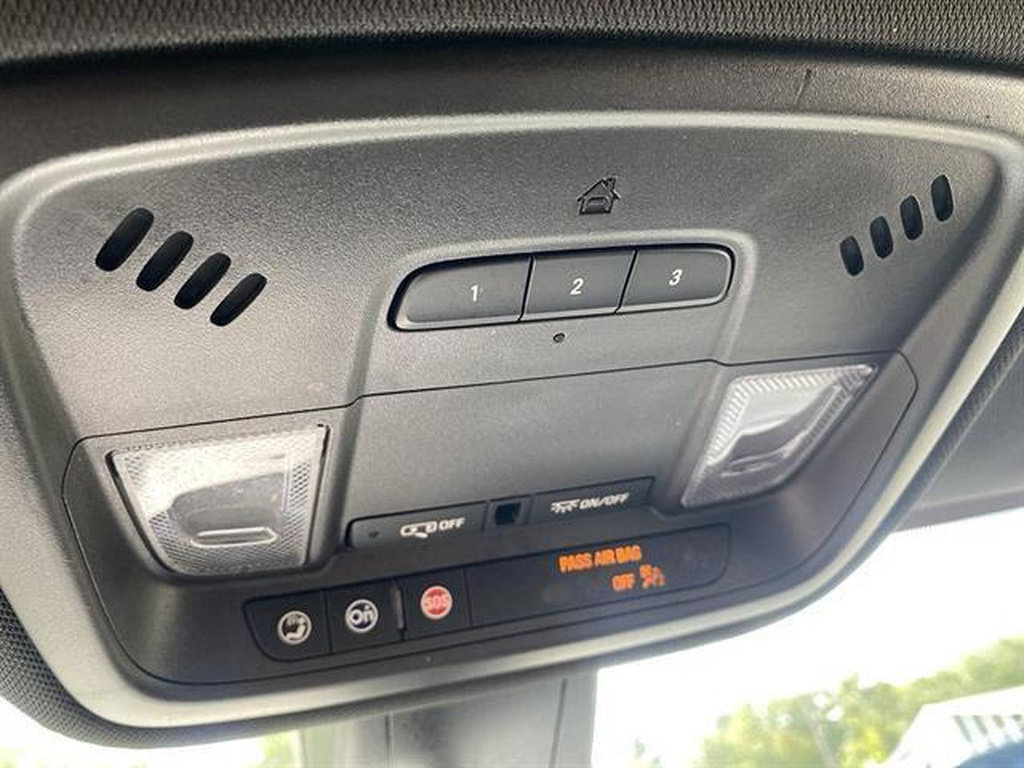 Used 2023 Chevrolet Traverse LT w/ LPO, Floor Liner Package AWD/4WD image 46