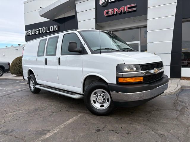 Used 2024 Chevrolet Express 2500 w/ Driver Convenience Package image 4