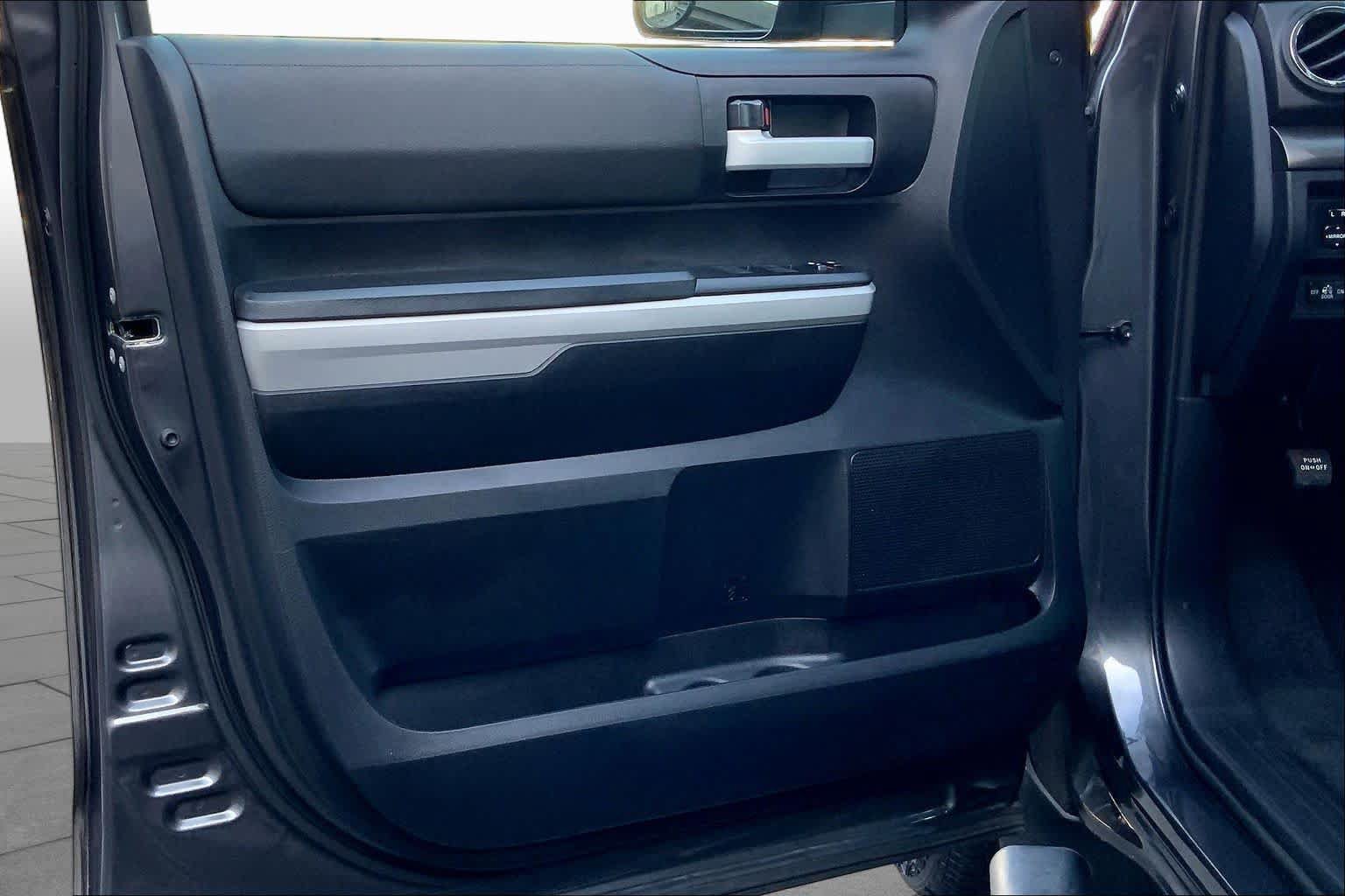 Used 2020 Toyota Tundra SR5 w/ SR5 Leather Package RWD image 21