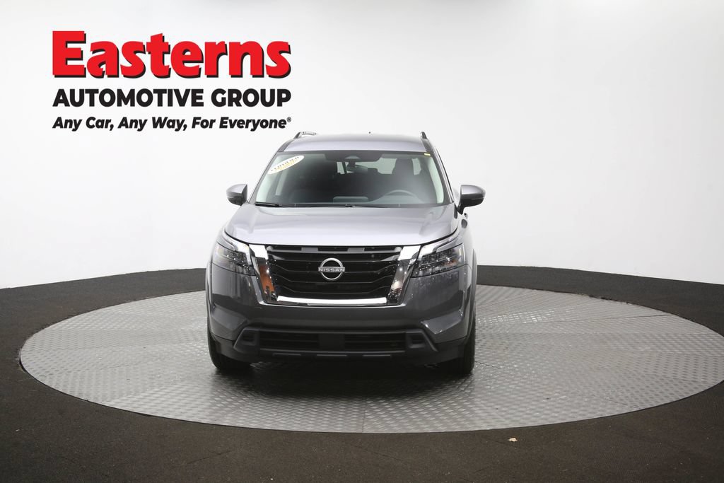 Used 2025 Nissan Pathfinder SV FWD image 53