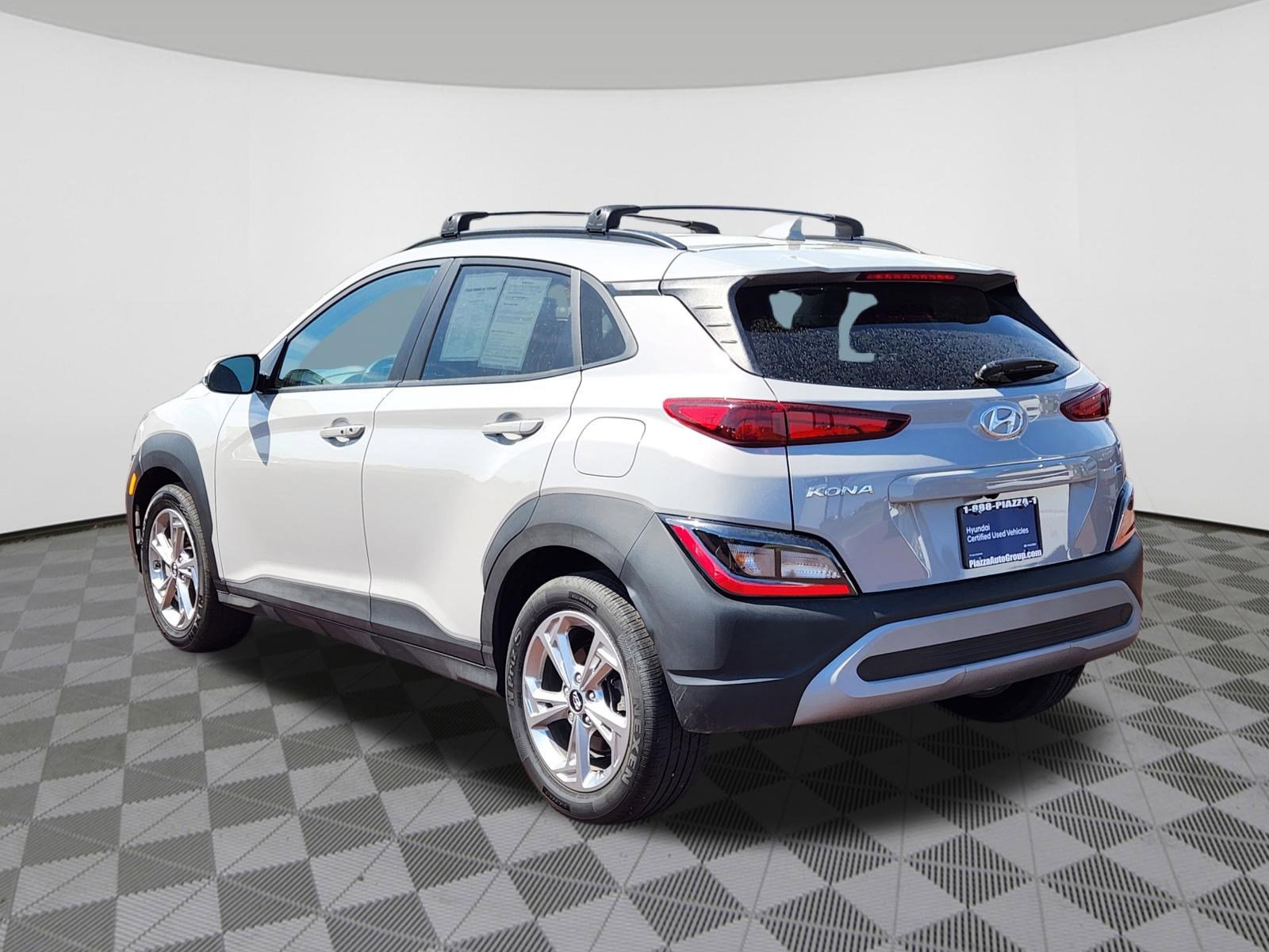 Certified 2023 Hyundai Kona SEL AWD/4WD image 3