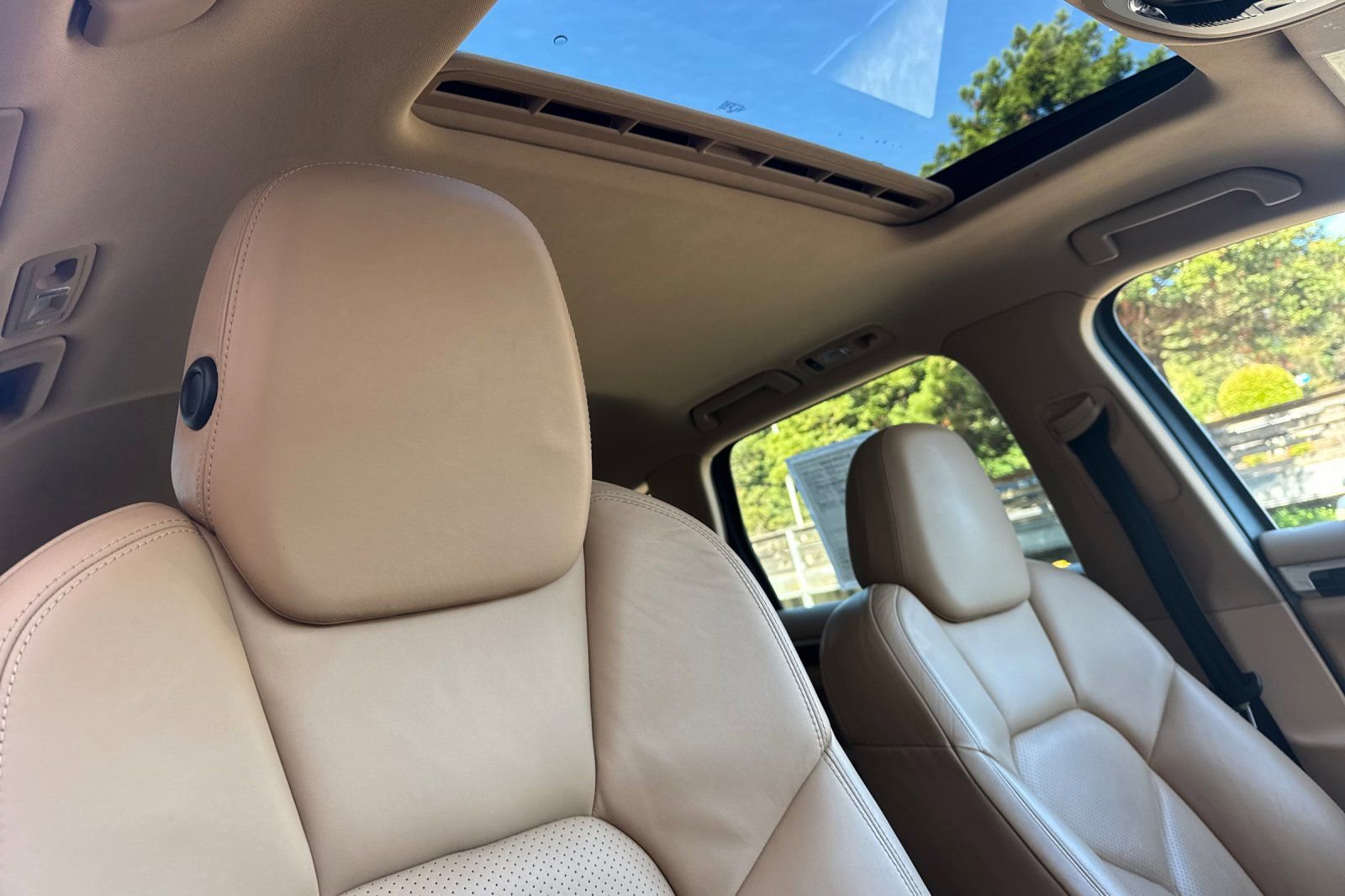 Used 2014 Porsche Cayenne AWD/4WD image 20