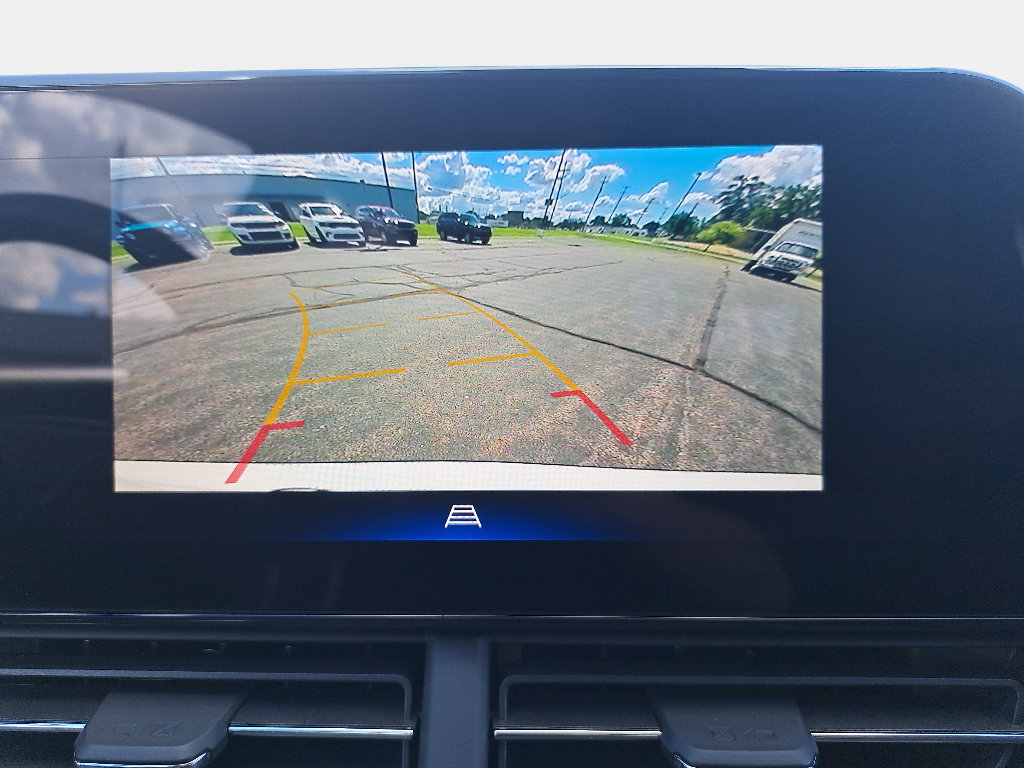 Used 2025 Chevrolet Trax ACTIV w/ Sunroof Package FWD image 23