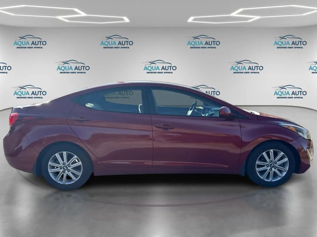 Used 2016 Hyundai Elantra SE w/ Option Group 02 FWD image 4