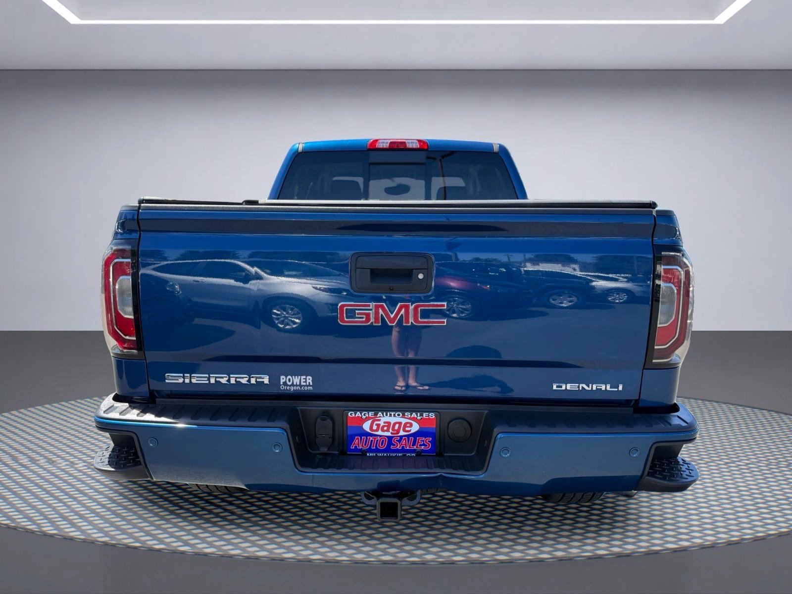 Used 2016 GMC Sierra 1500 Denali w/ Enhanced Driver Alert Package AWD/4WD image 5