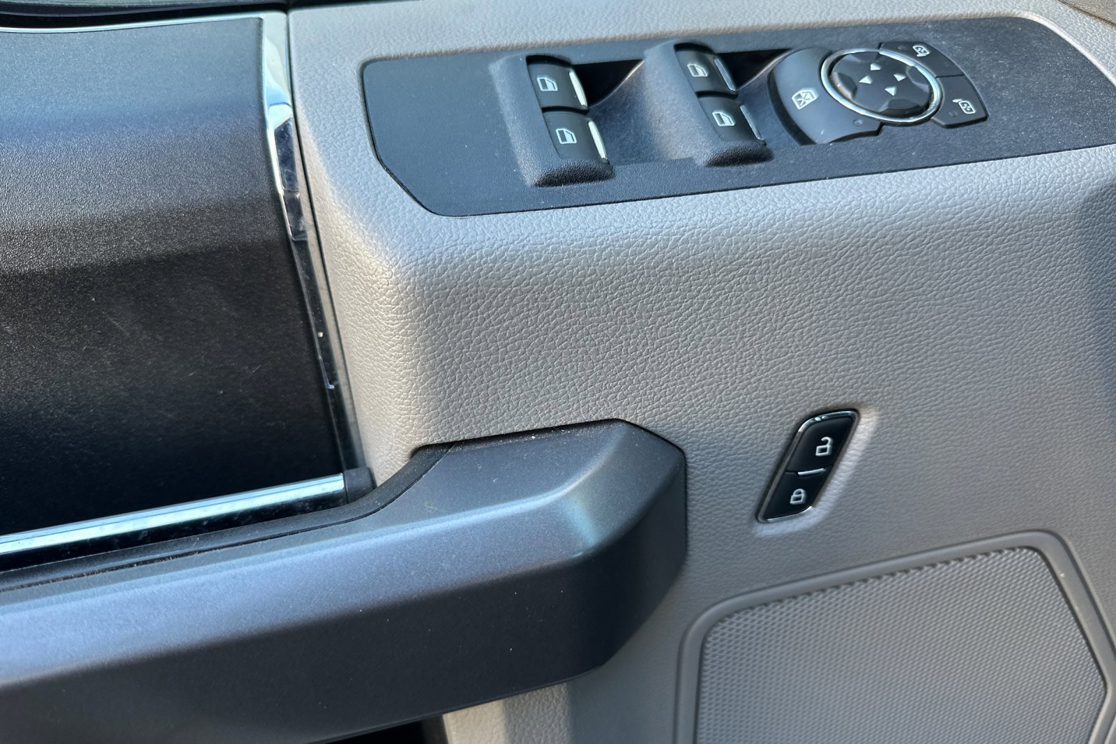 Used 2018 Ford F250 XLT image 11