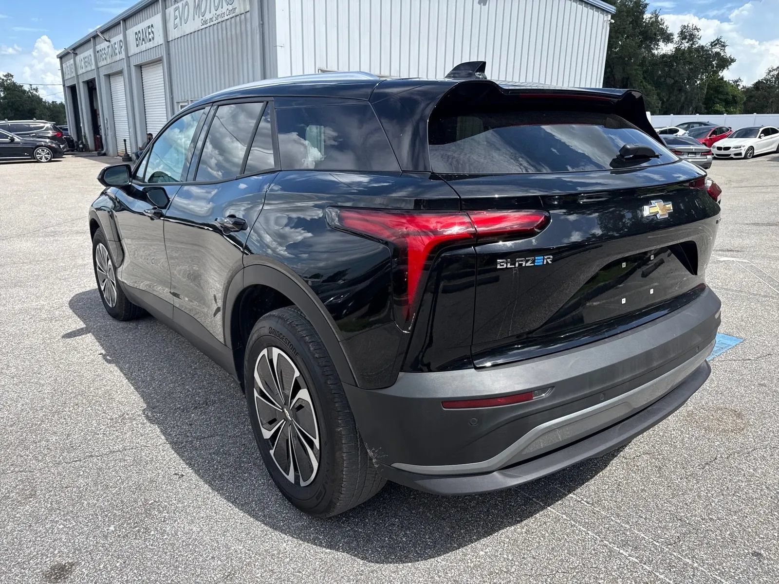 Used 2024 Chevrolet Blazer EV LT AWD/4WD image 11