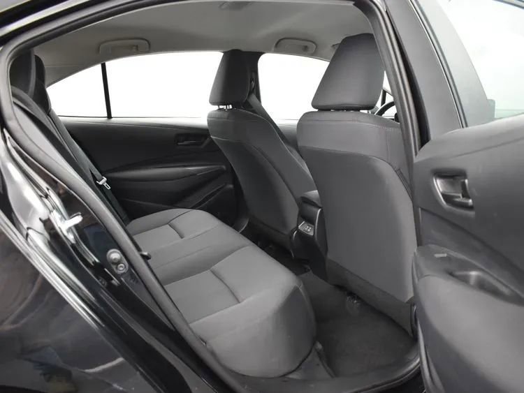 Used 2025 Toyota Corolla LE image 17