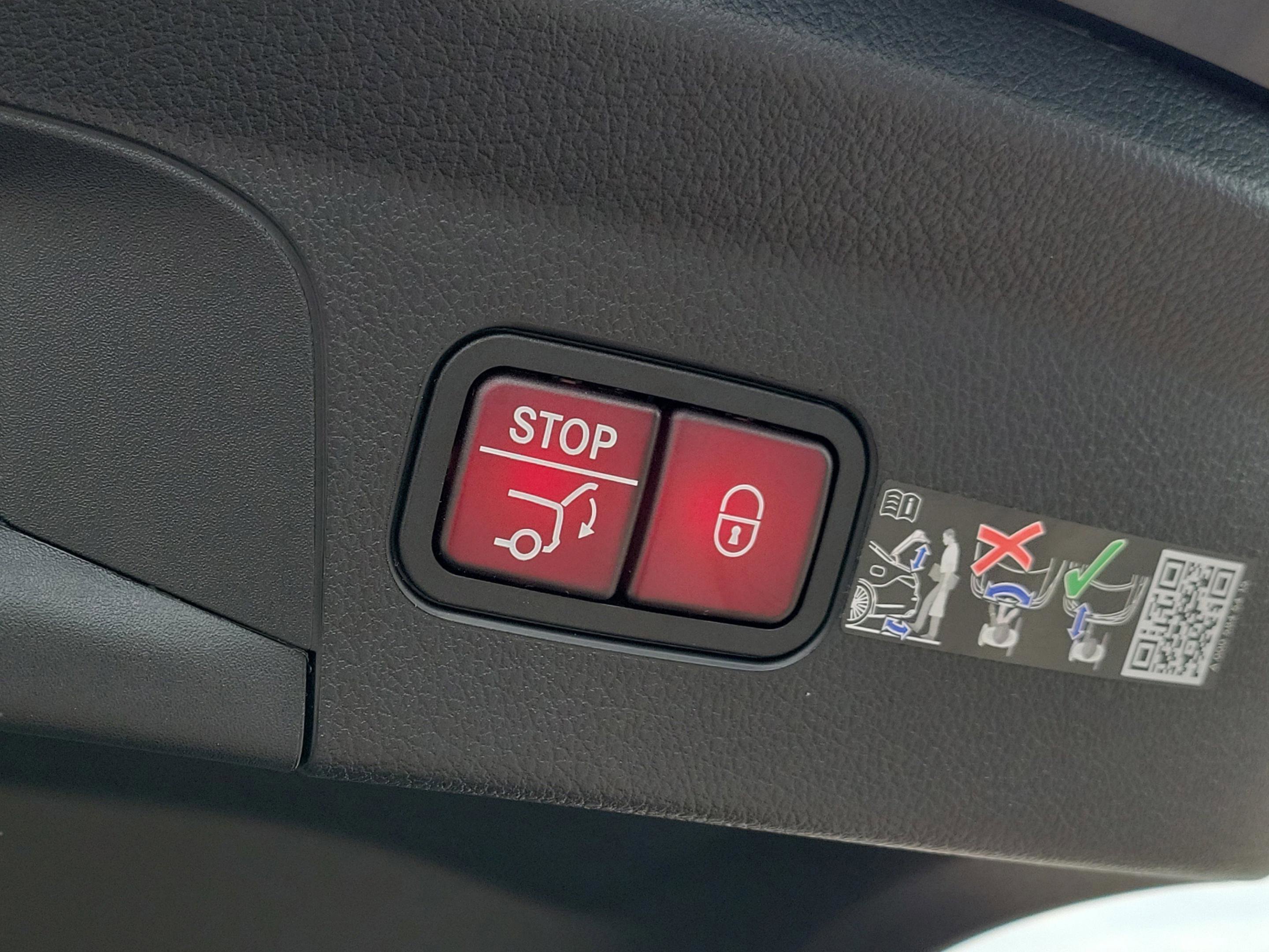 New 2026 Mercedes-Benz GLE 450 4MATIC Coupe image 11