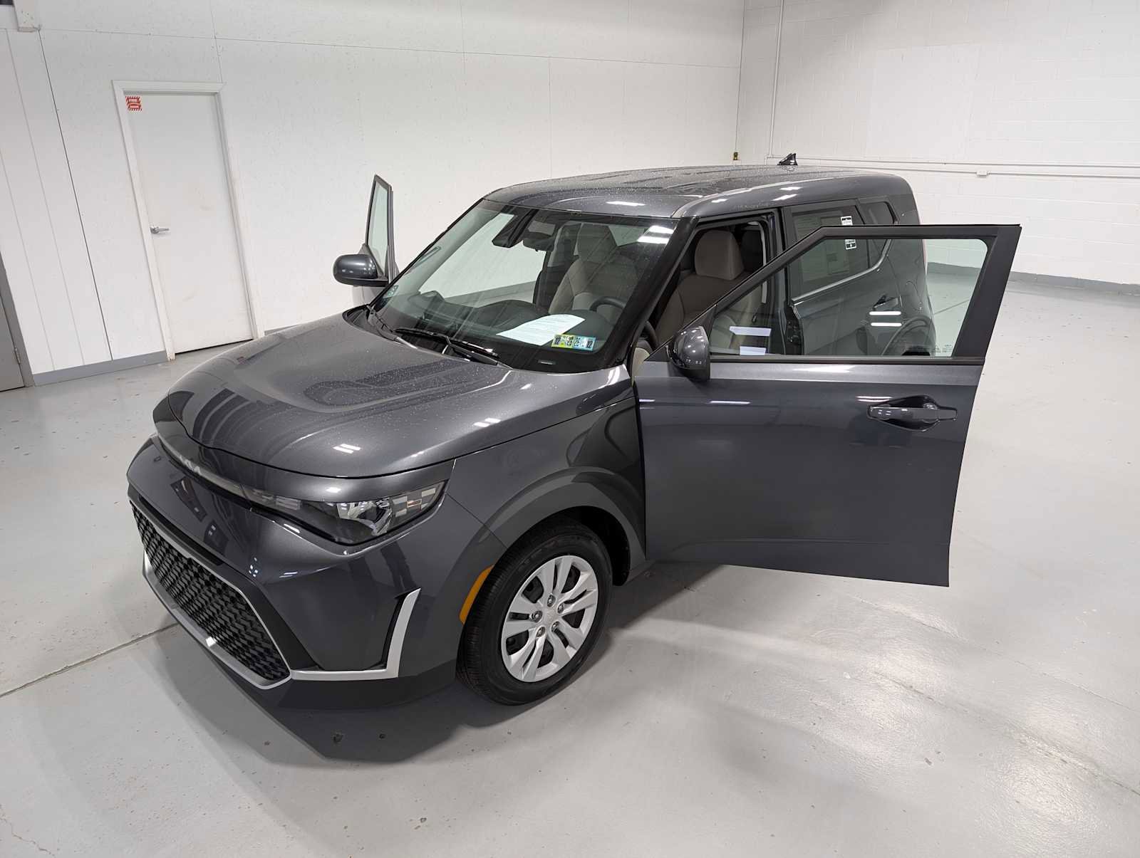 Certified 2023 Kia Soul LX image 16