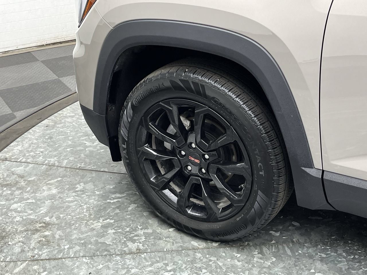 Certified 2025 GMC Terrain Elevation w/ Technology Package II AWD/4WD image 31
