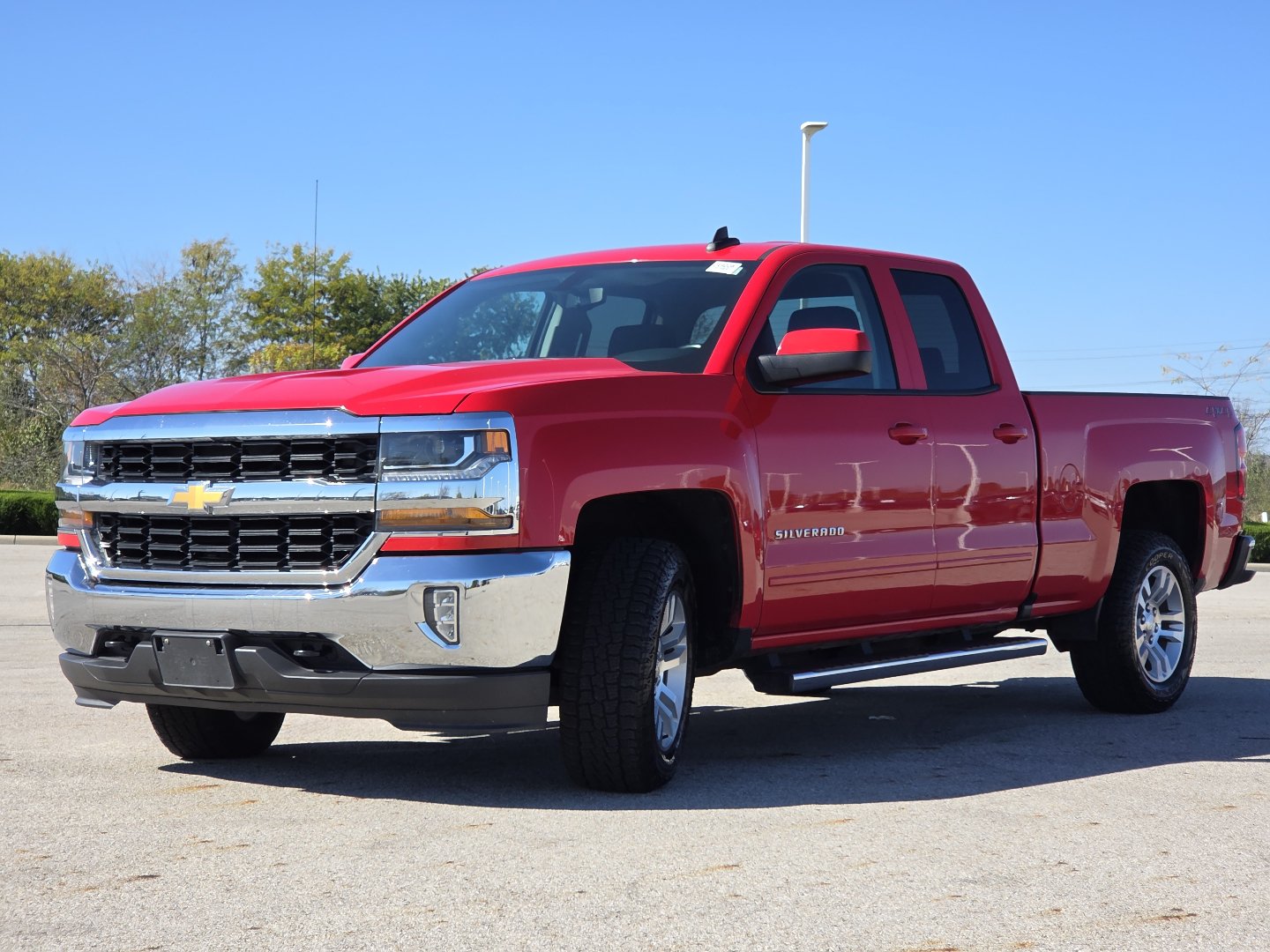 Used 2018 Chevrolet Silverado 1500 LT w/ All Star Edition AWD/4WD image 14