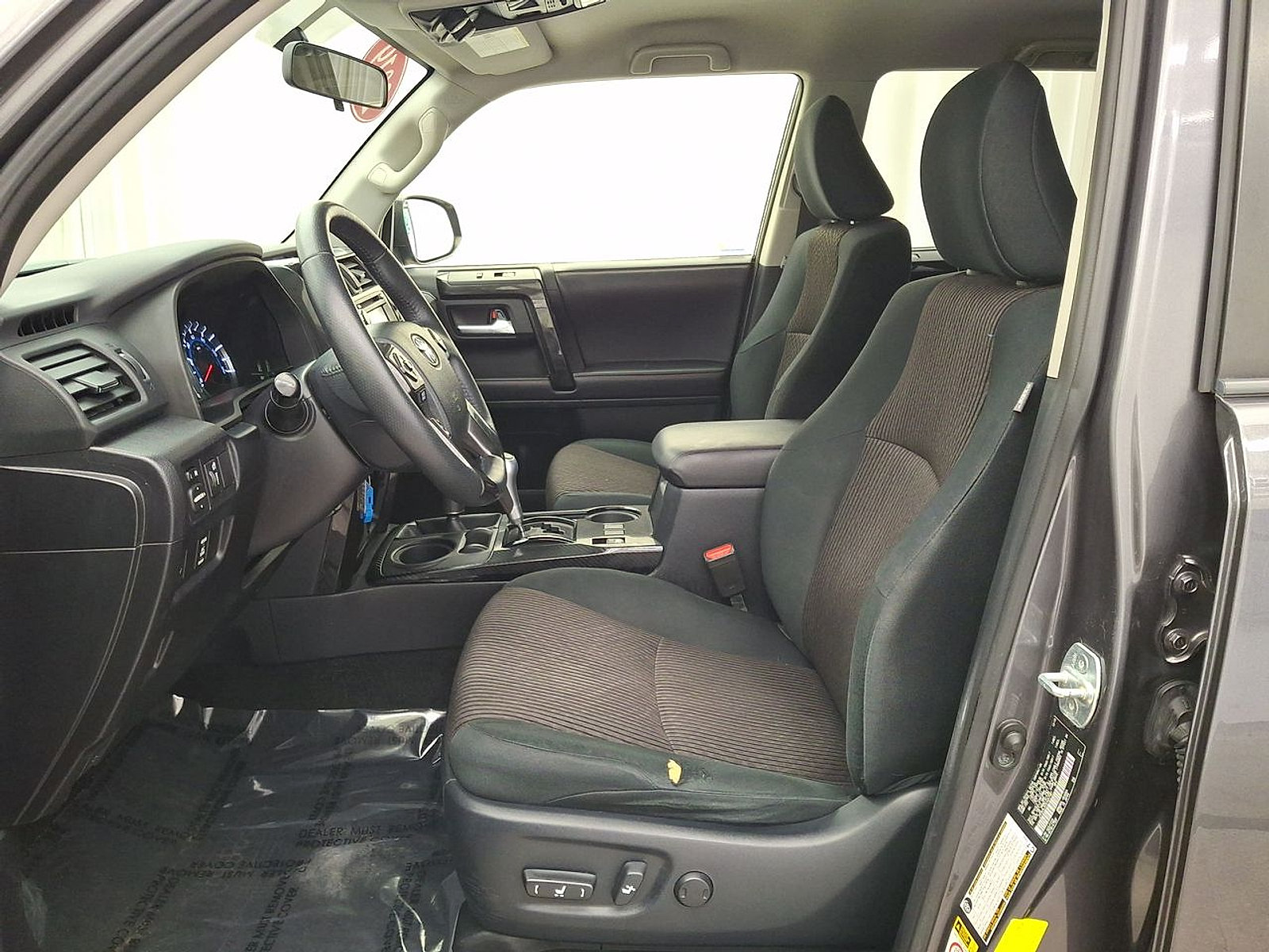 Certified 2019 Toyota 4Runner TRD Off-Road AWD/4WD image 11