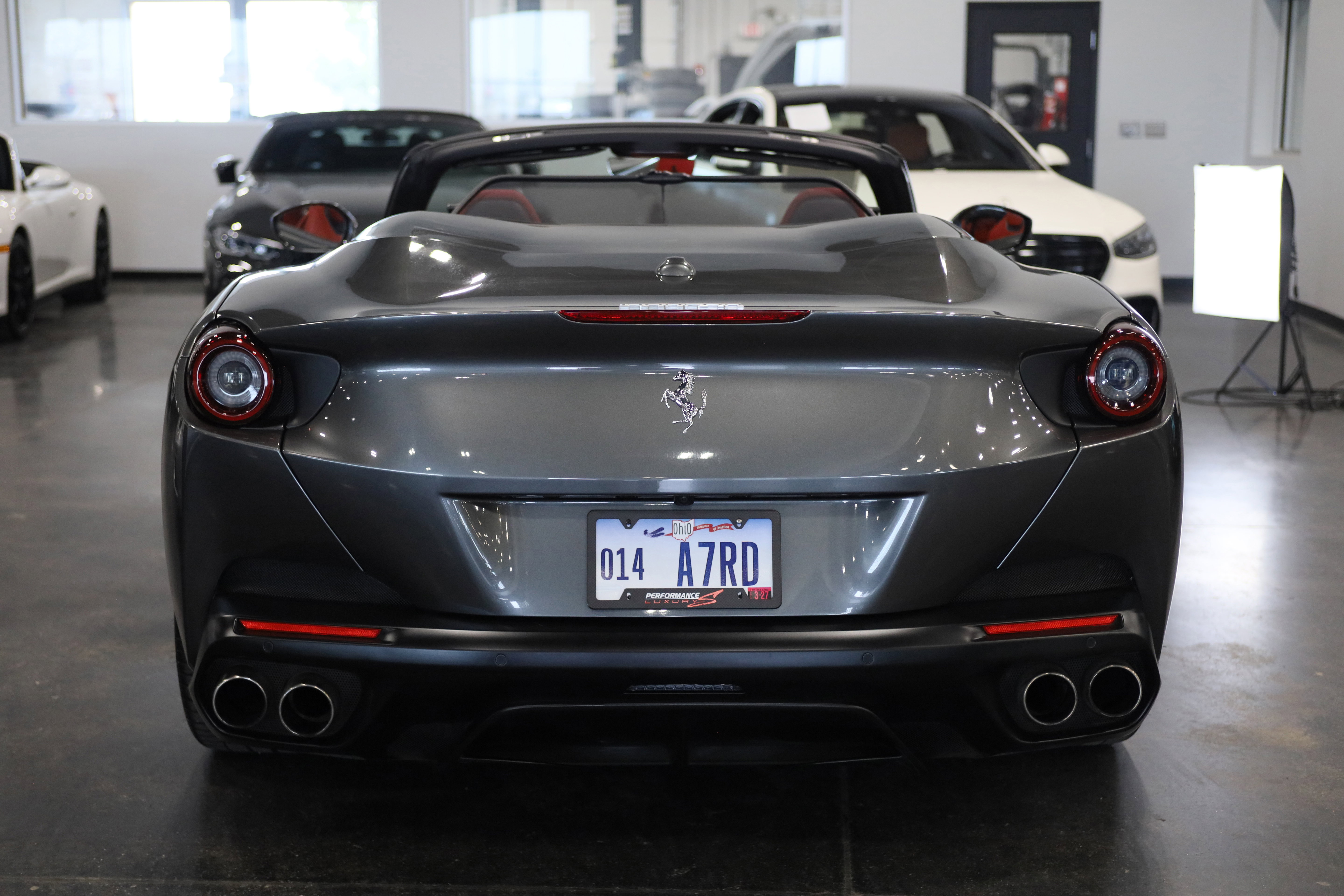 Used 2020 Ferrari Portofino RWD image 8