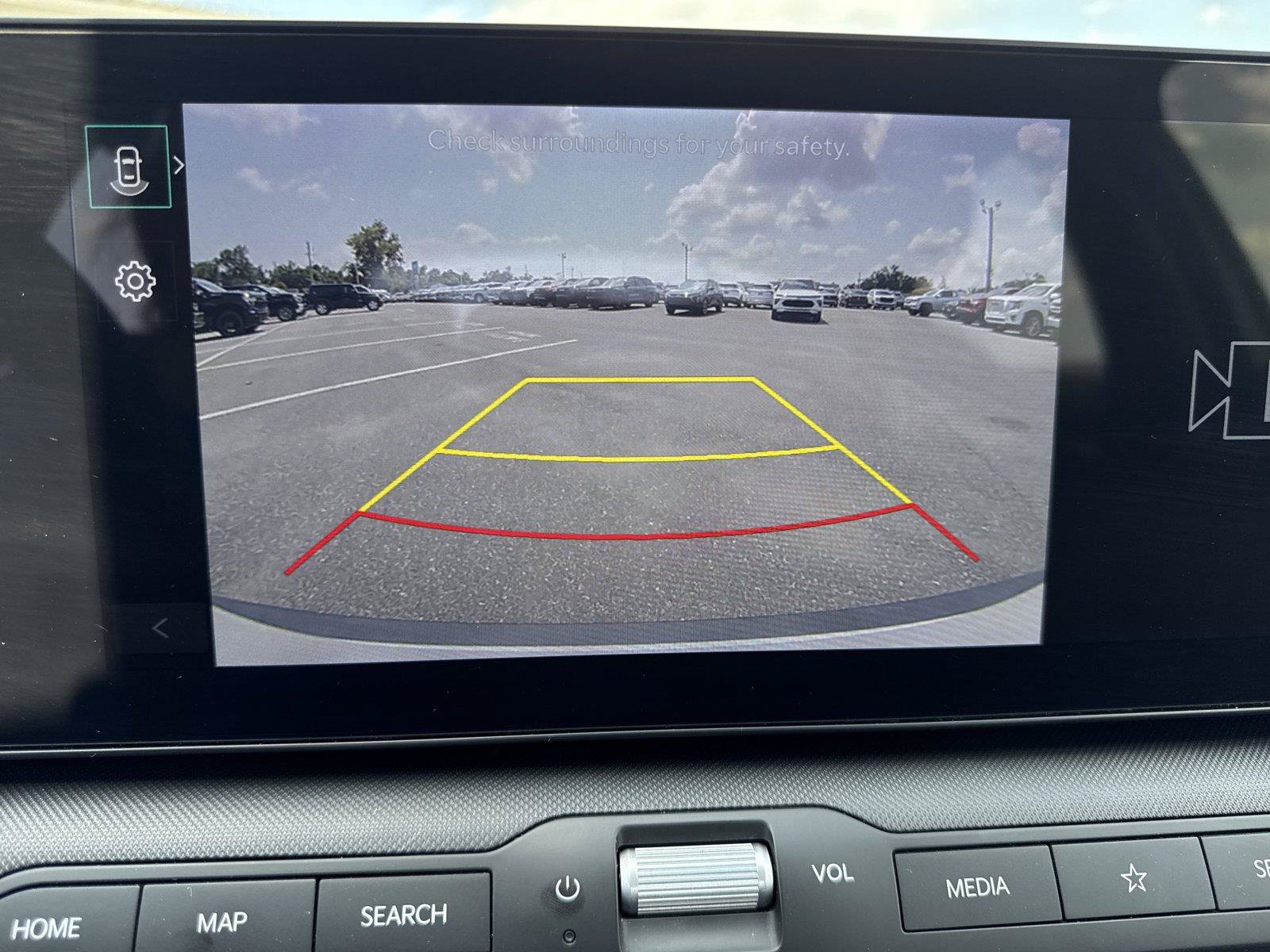 Used 2025 Kia K4 FWD image 25