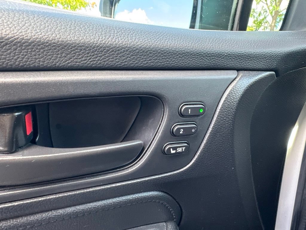 Certified 2025 Honda Odyssey EX-L image 30