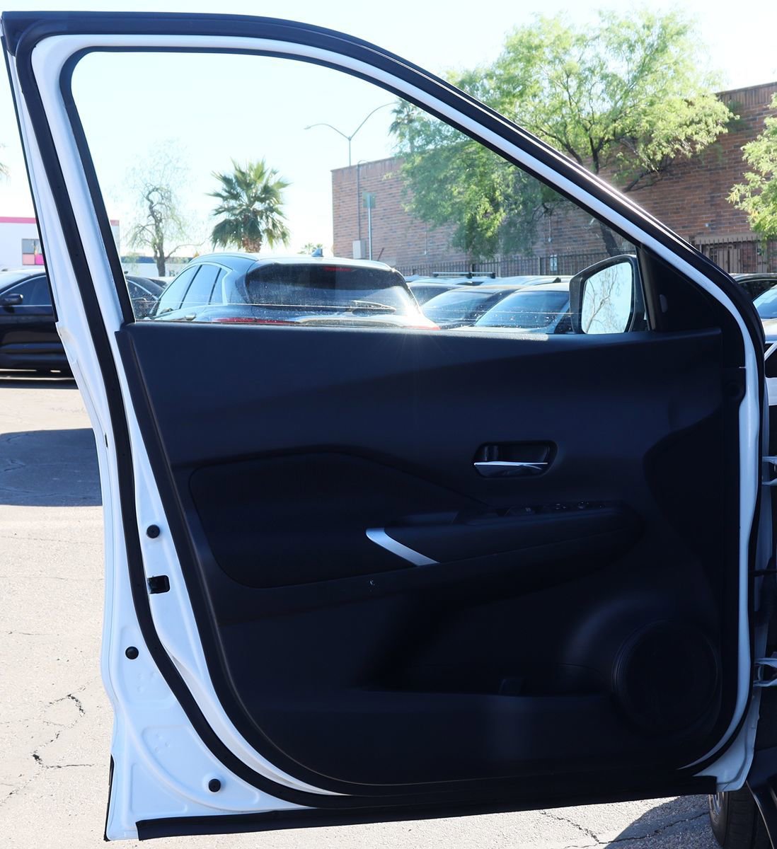 Used 2021 Nissan Kicks SV FWD image 36