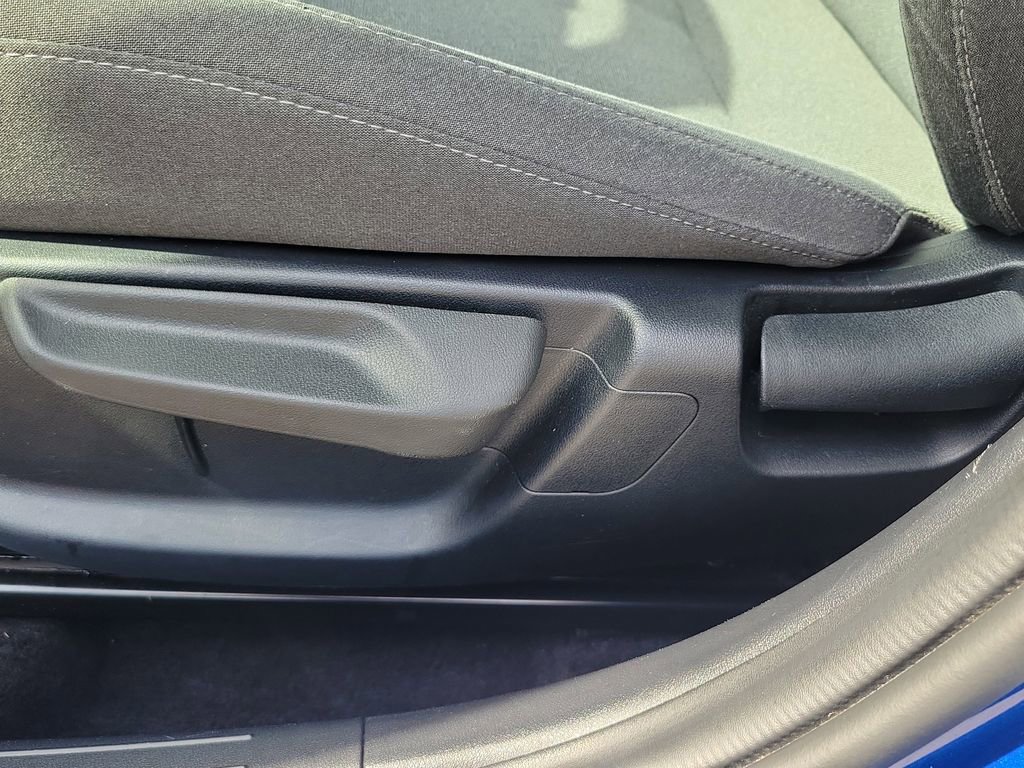 Used 2025 Kia K4 LXS image 17