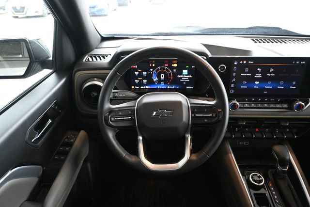 Used 2024 Chevrolet Colorado ZR2 w/ Technology Package image 13