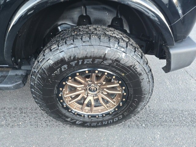 Used 2023 Ford Bronco Outer Banks image 9