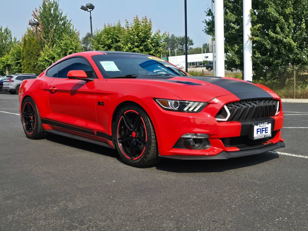 Used 2015 Ford Mustang GT Premium w/ GT Performance Package RWD image 9