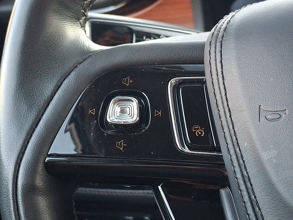 Used 2024 Lincoln Aviator Reserve w/ Equipment Group 201A AWD/4WD image 25