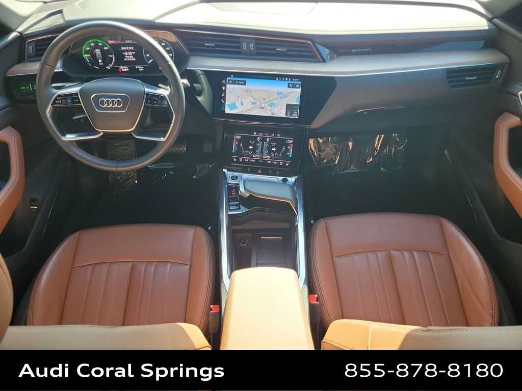 Certified 2024 Audi Q8 e-tron Premium Plus w/ Premium Plus Package AWD/4WD image 18