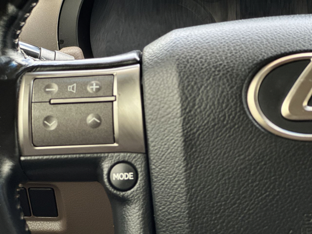 Used 2018 Lexus GX 460 Premium AWD/4WD image 30