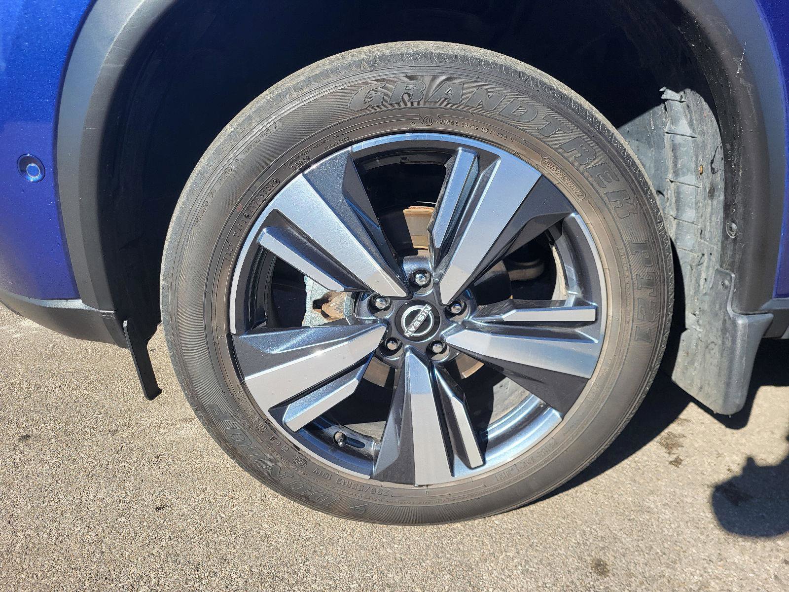 Used 2023 Nissan Rogue SL w/ SL Premium Package image 15