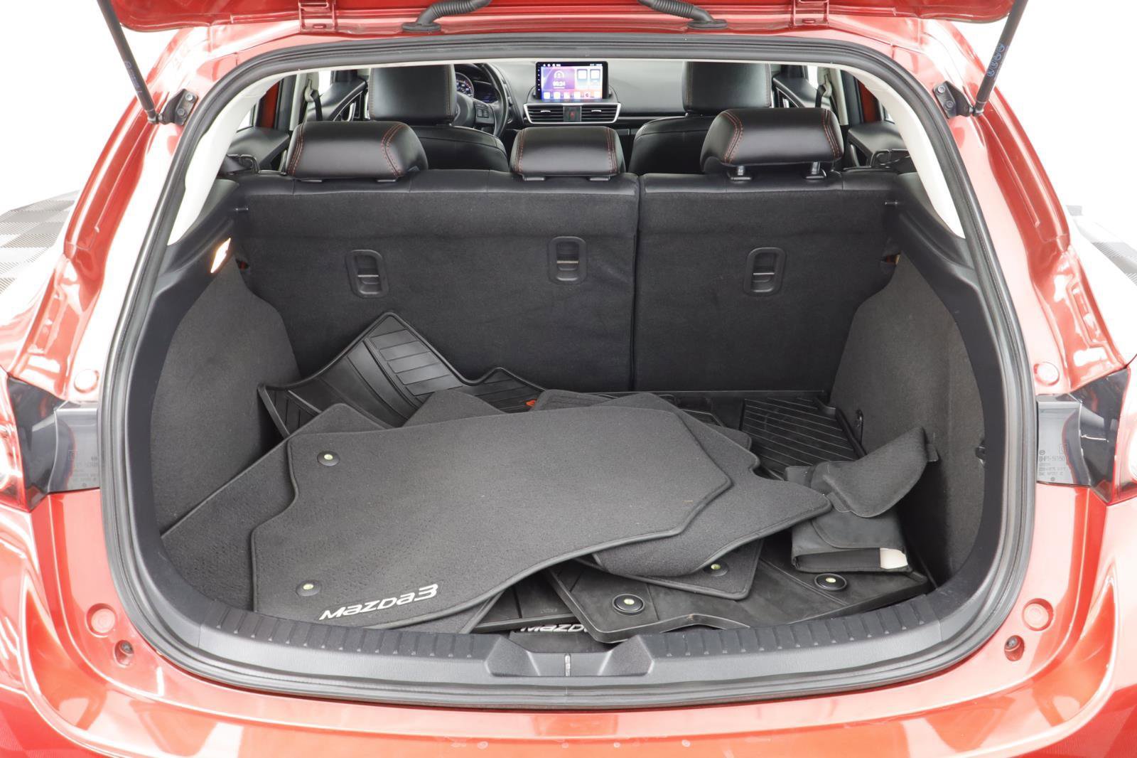 Used 2016 MAZDA MAZDA3 i Grand Touring image 17