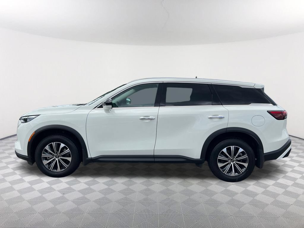 Used 2023 INFINITI QX60 Pure FWD image 8