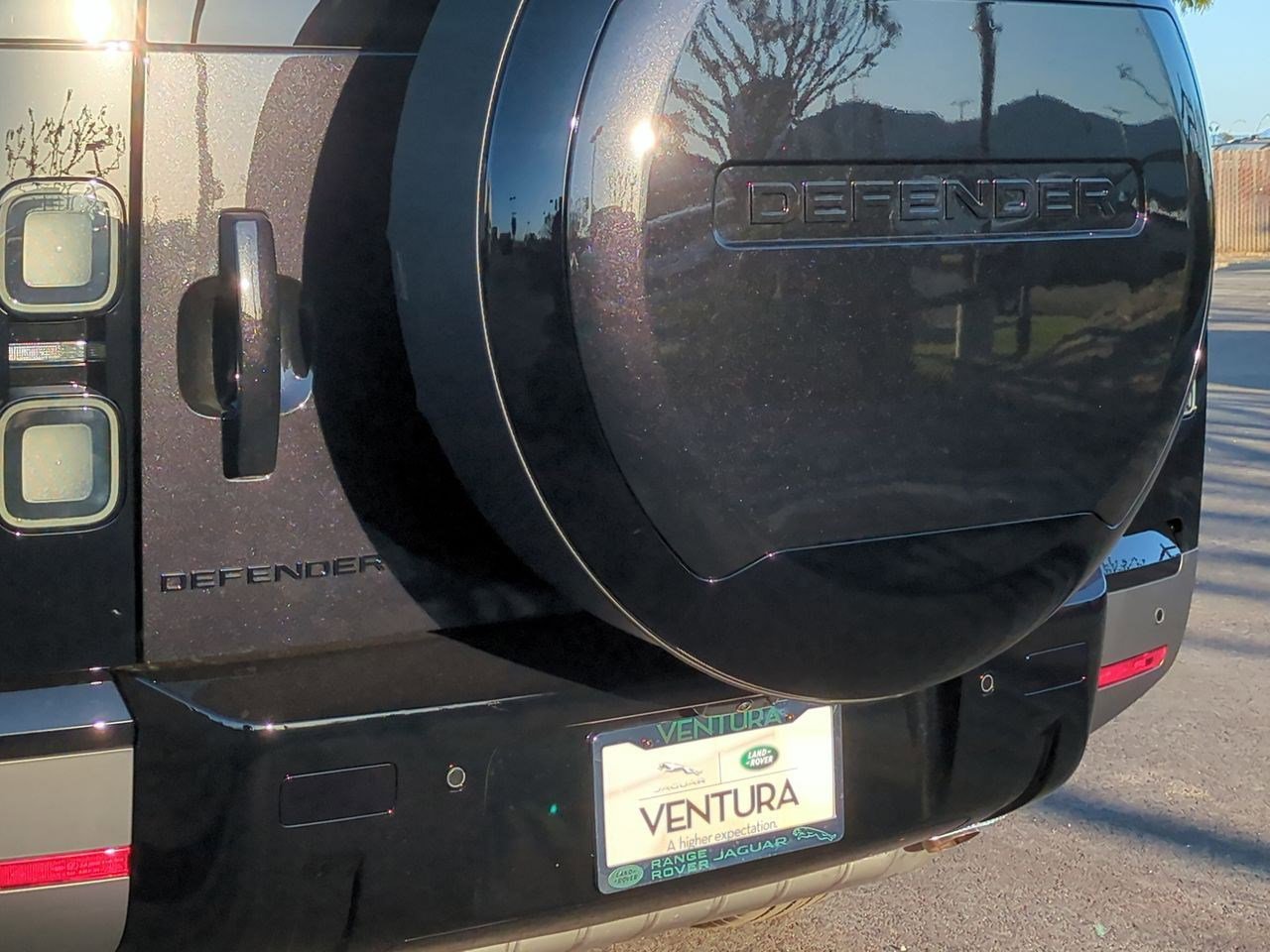 New 2026 Land Rover Defender 130 S image 24