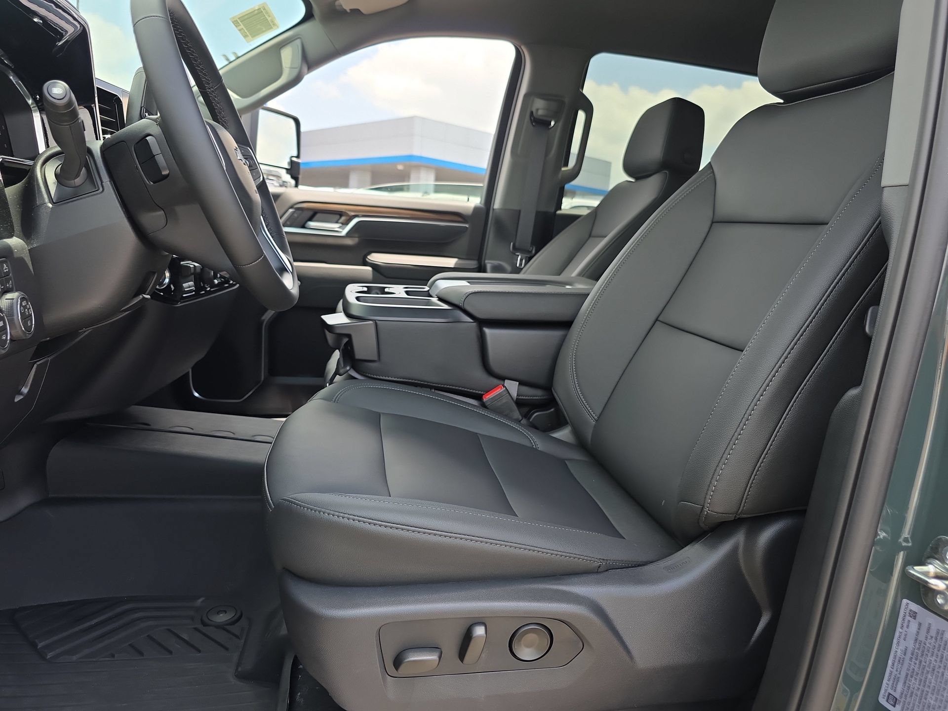 New 2026 Chevrolet Silverado 2500 LT w/ Trail Boss Package AWD/4WD image 10