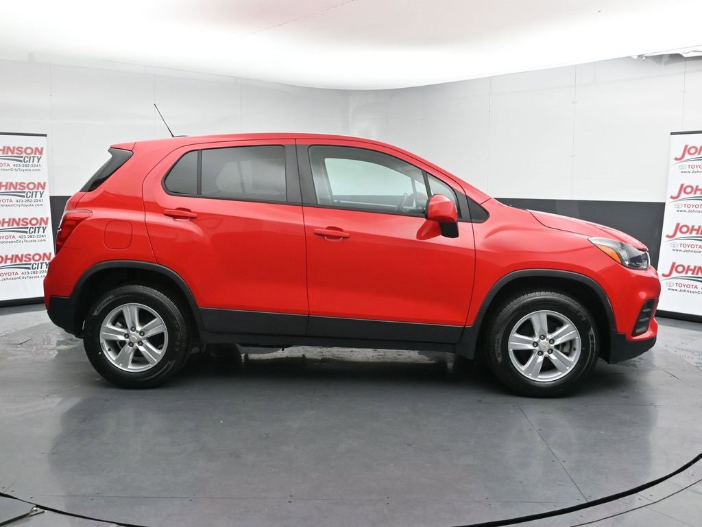 Used 2020 Chevrolet Trax LS w/ Tint and Cruise Package image 9