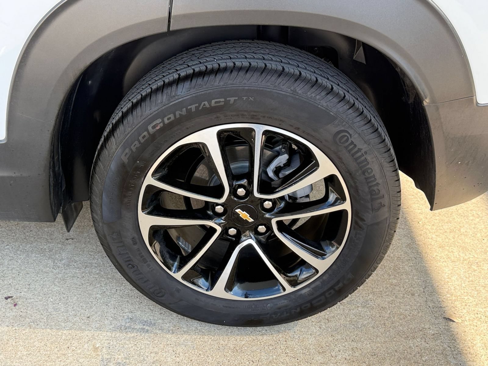 Used 2025 Chevrolet TrailBlazer LT FWD image 30