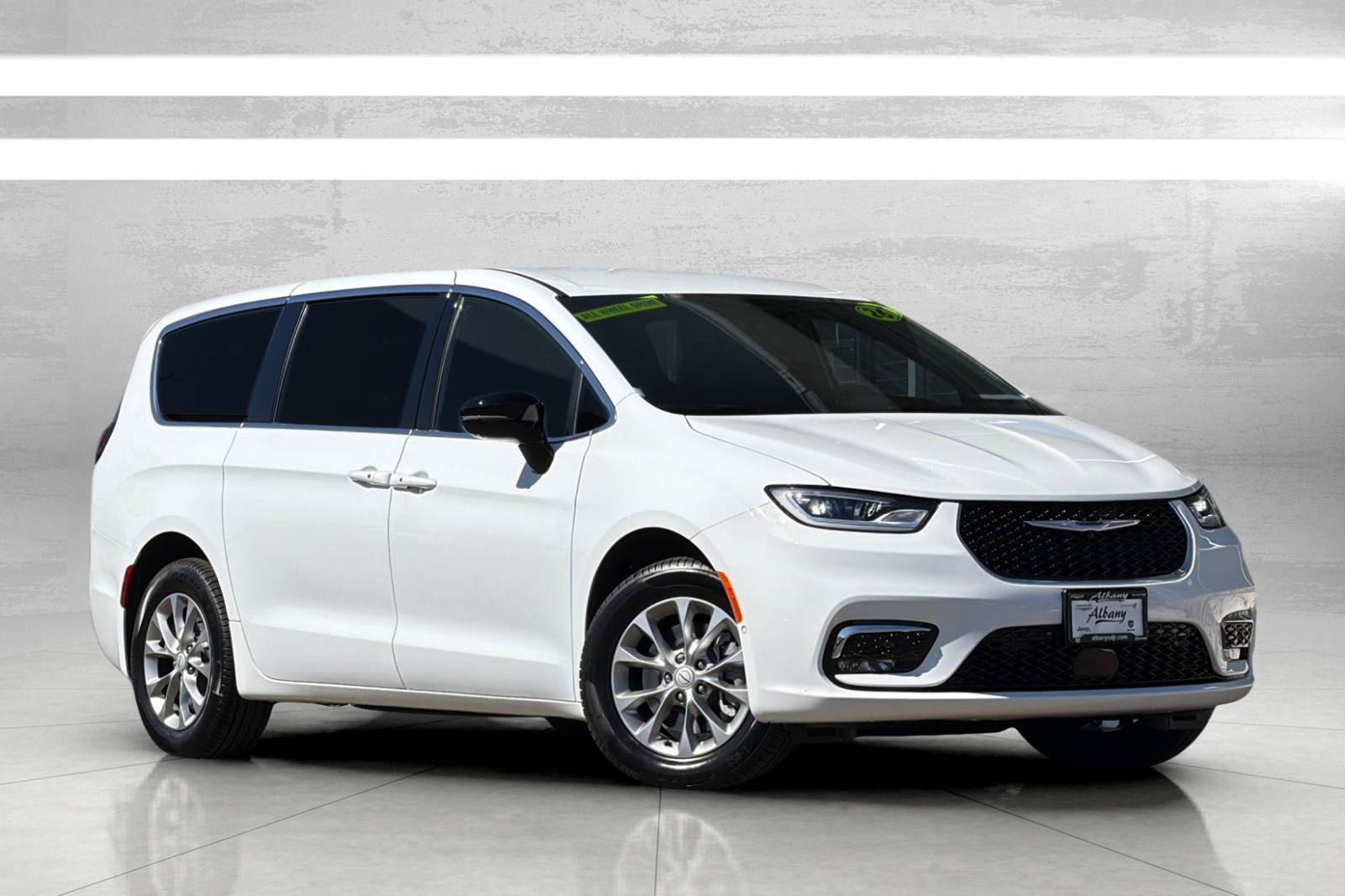 New 2026 Chrysler Pacifica Select AWD/4WD image 2