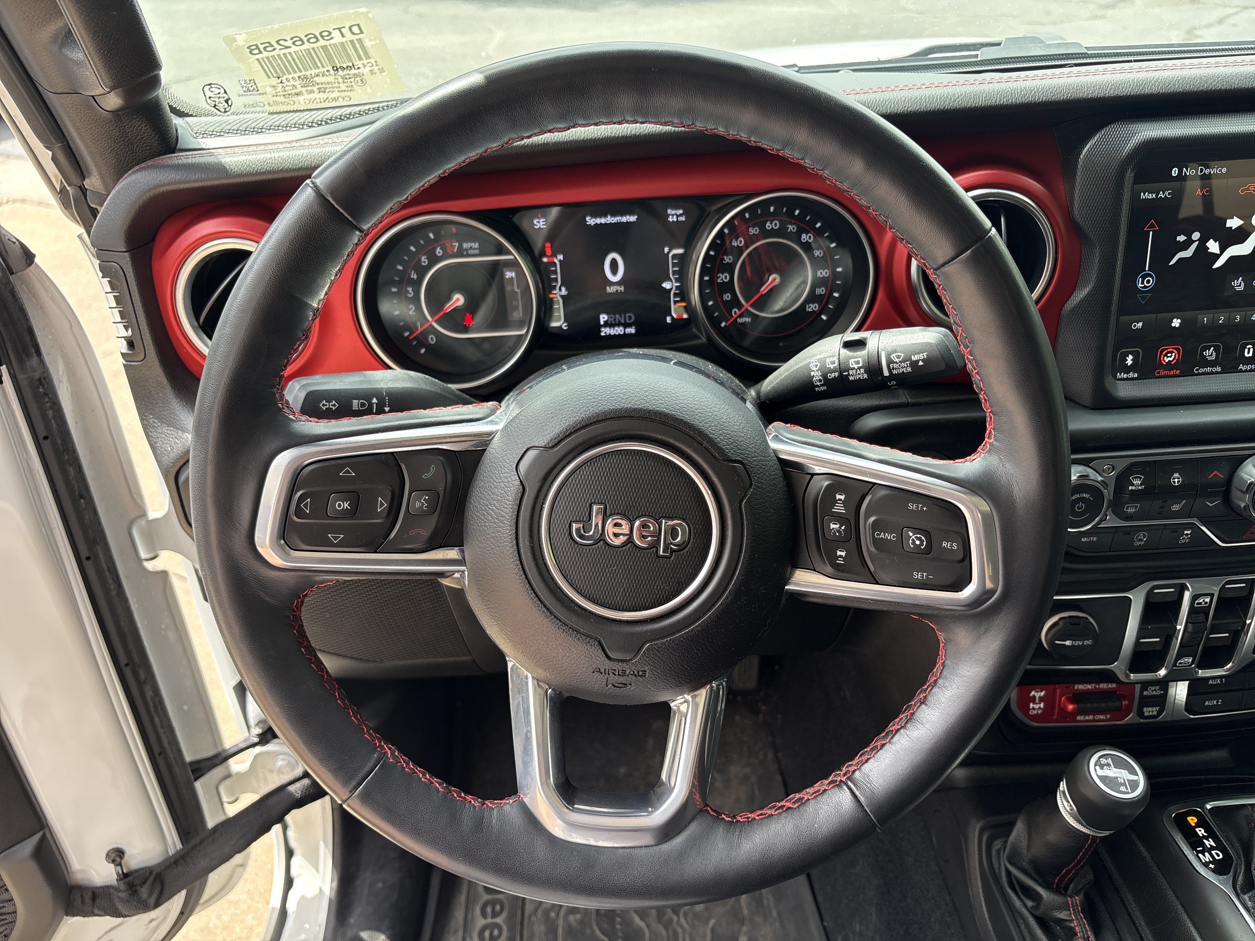Used 2022 Jeep Wrangler Unlimited Rubicon w/ Xtreme Recon 35" Tire Package AWD/4WD image 5