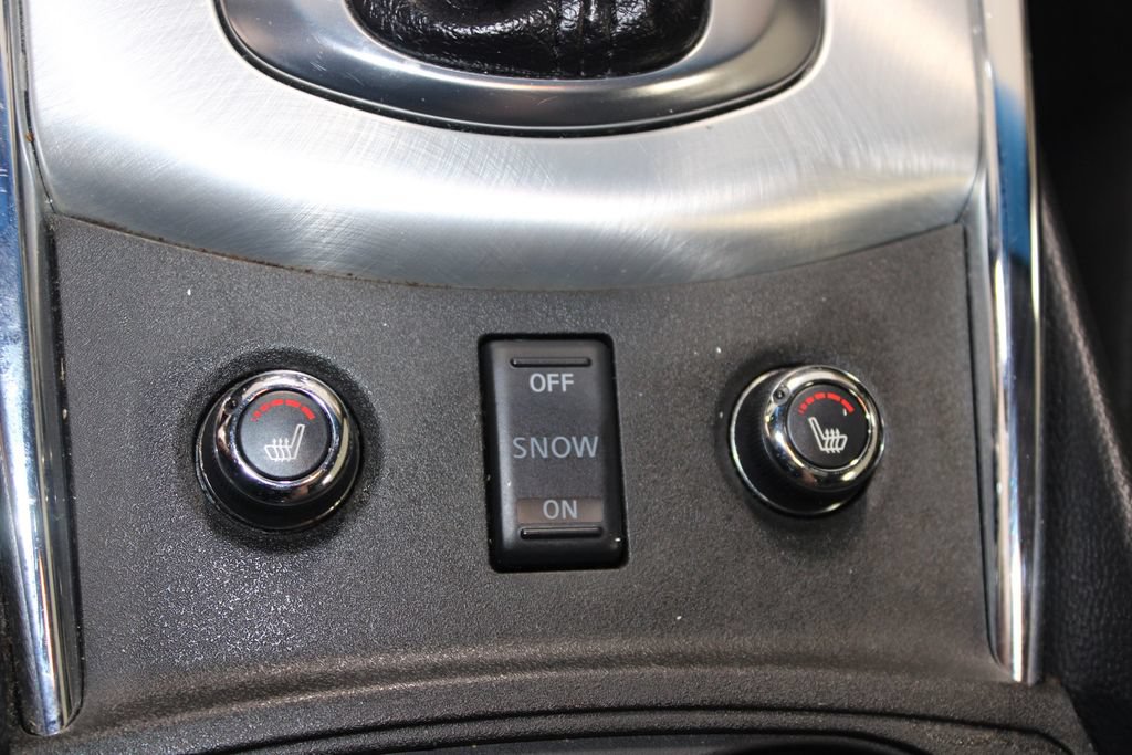 Used 2015 INFINITI Q60 AWD Coupe w/ Premium Package image 40