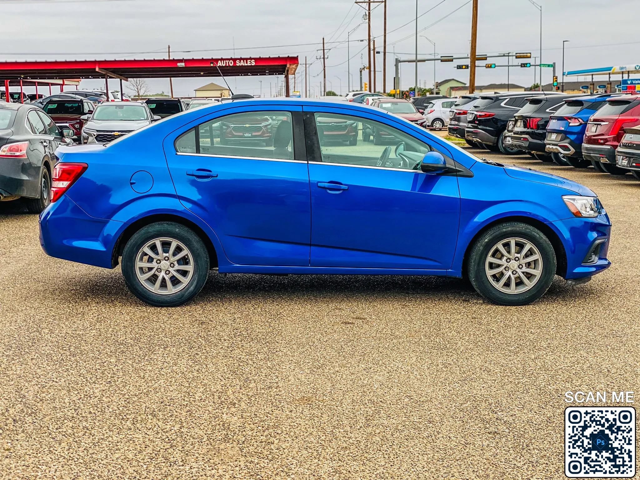 Used 2020 Chevrolet Sonic LT FWD image 9