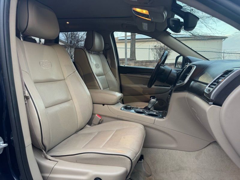 Used 2018 Jeep Grand Cherokee Overland AWD/4WD image 22