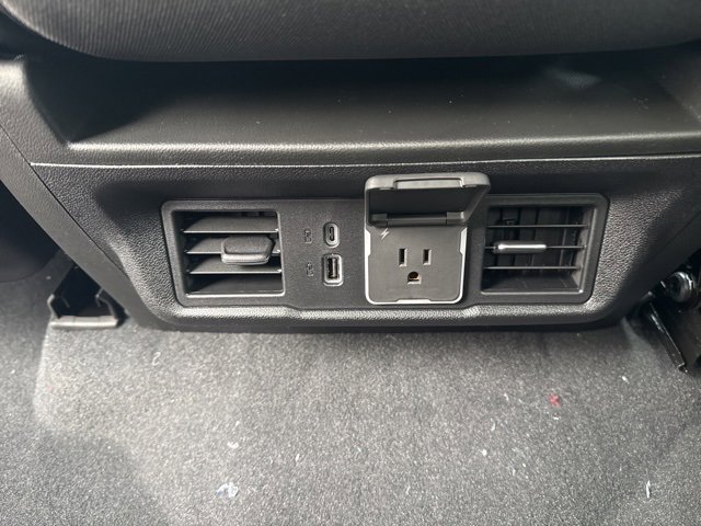 New 2026 GMC Sierra 1500 SLE w/ Preferred Package image 23