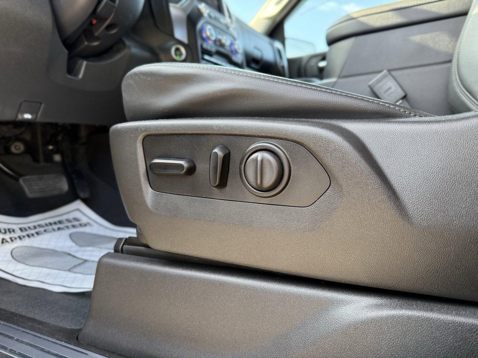 Used 2020 GMC Sierra 1500 SLT w/ SLT Premium Package image 29