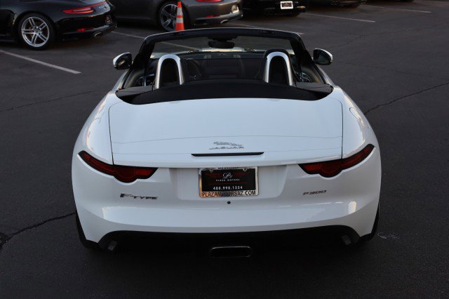 Used 2020 Jaguar F-TYPE Convertible image 15