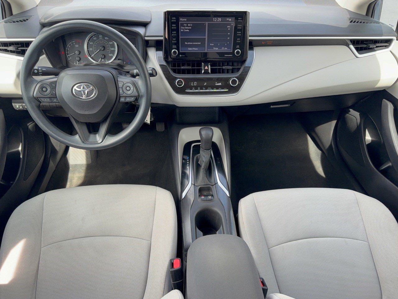 Used 2022 Toyota Corolla LE FWD image 17