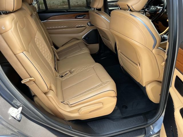 Used 2022 Jeep Grand Cherokee L Summit AWD/4WD image 23