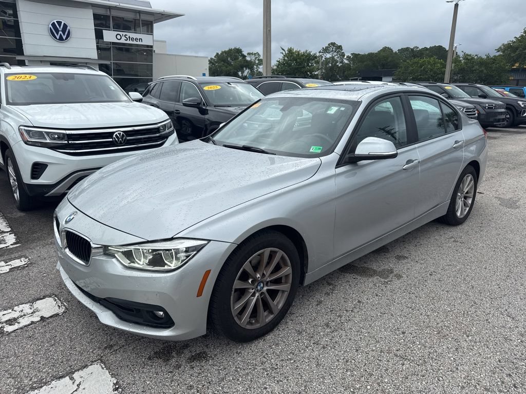 Used 2018 BMW 320i xDrive Sedan
