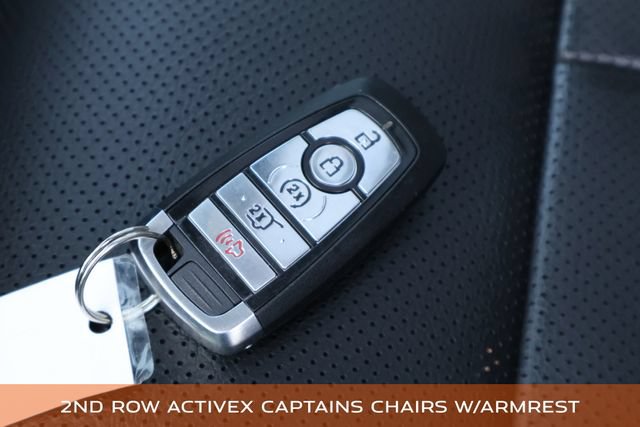 Used 2020 Ford Expedition XLT w/ Equipment Group 202A AWD/4WD image 39