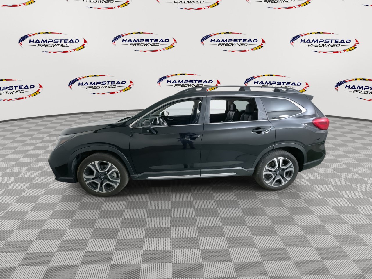 Used 2023 Subaru Ascent Limited AWD/4WD image 5